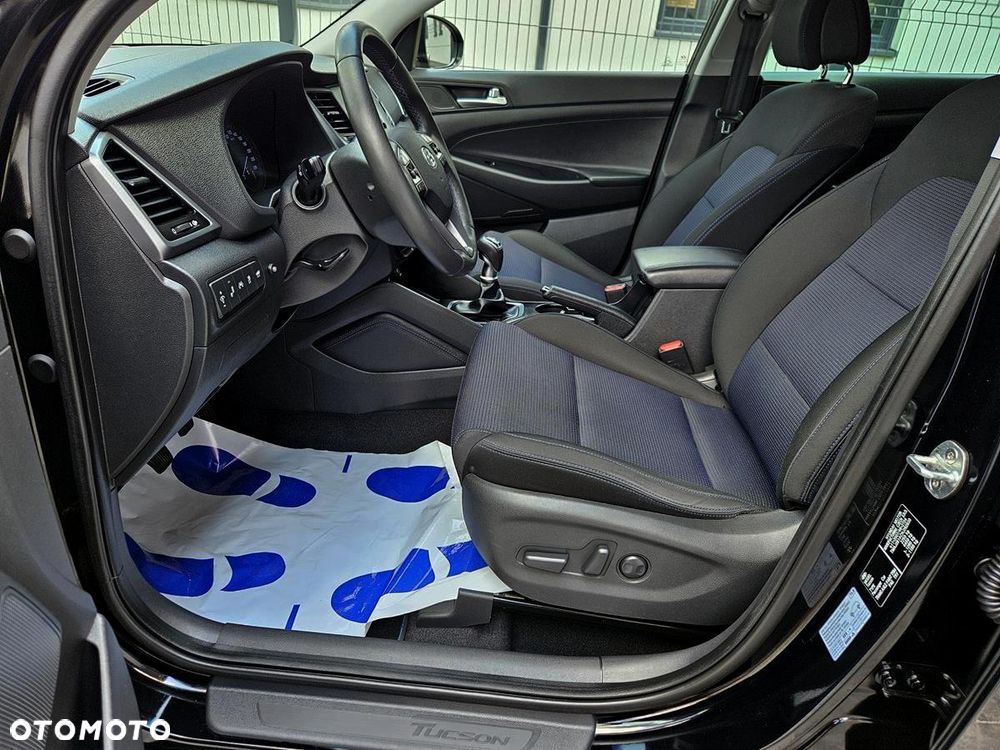 Hyundai Tucson 2.0 CRDI Premium 4WD - 24