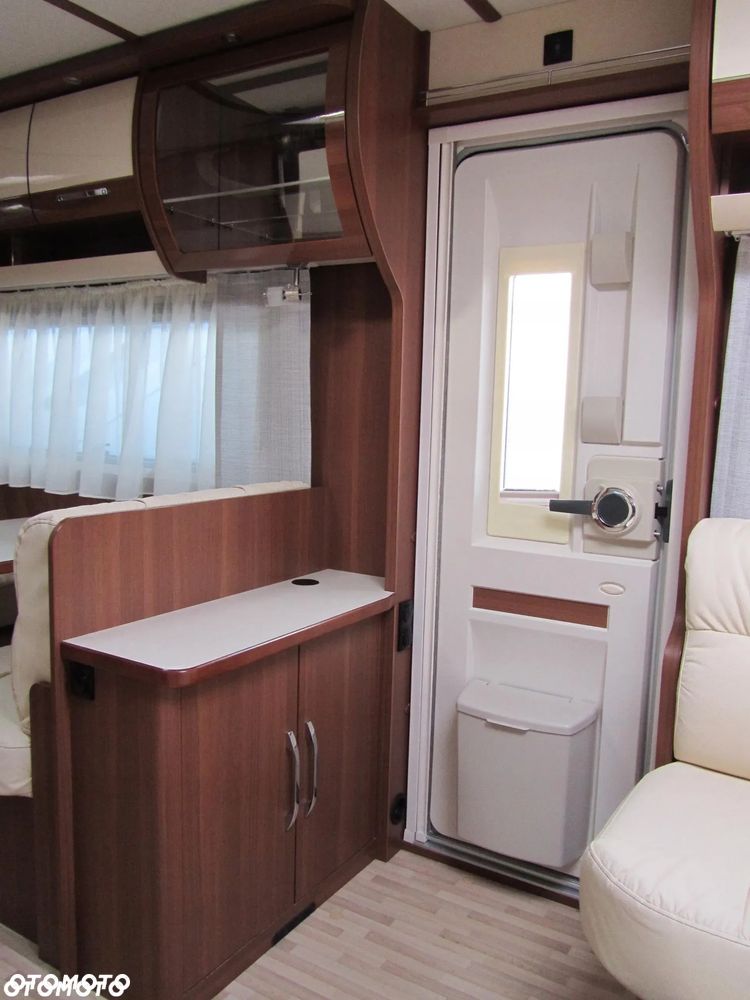 LMC EXQUISIT VIP 695 - 12