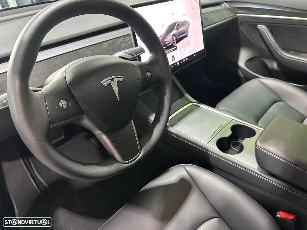 Tesla Model 3 Standard RWD Plus - 20