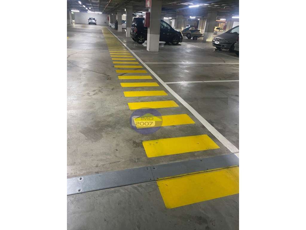 Lugar de Garagem no Antas Studio Residence - Grande imagem: 4/7