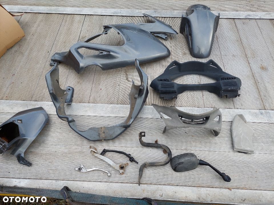 Honda NTV Deauville 700 bok boczek owiewka gmol wypełnienie błotnik - 1