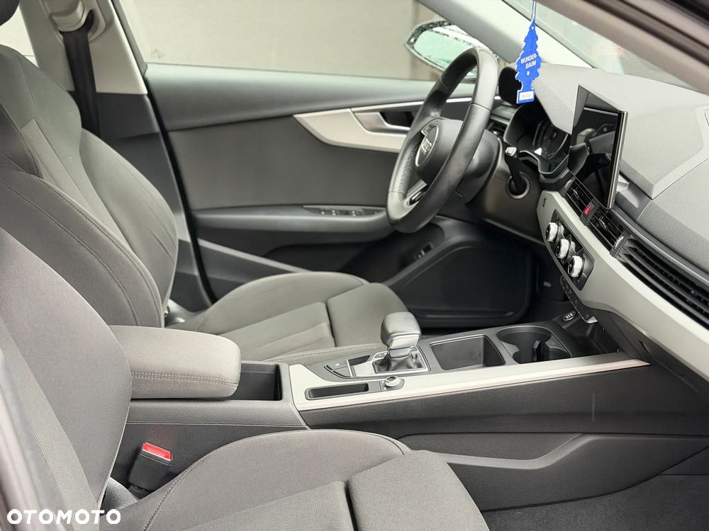 Audi A4 Avant 30 TDI S tronic advanced - 26