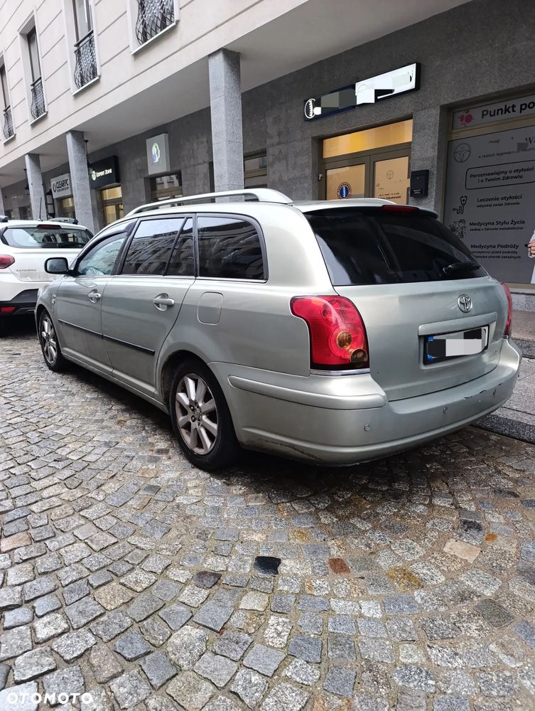 Toyota Avensis 2.0 D-4D Sol Plus - 9