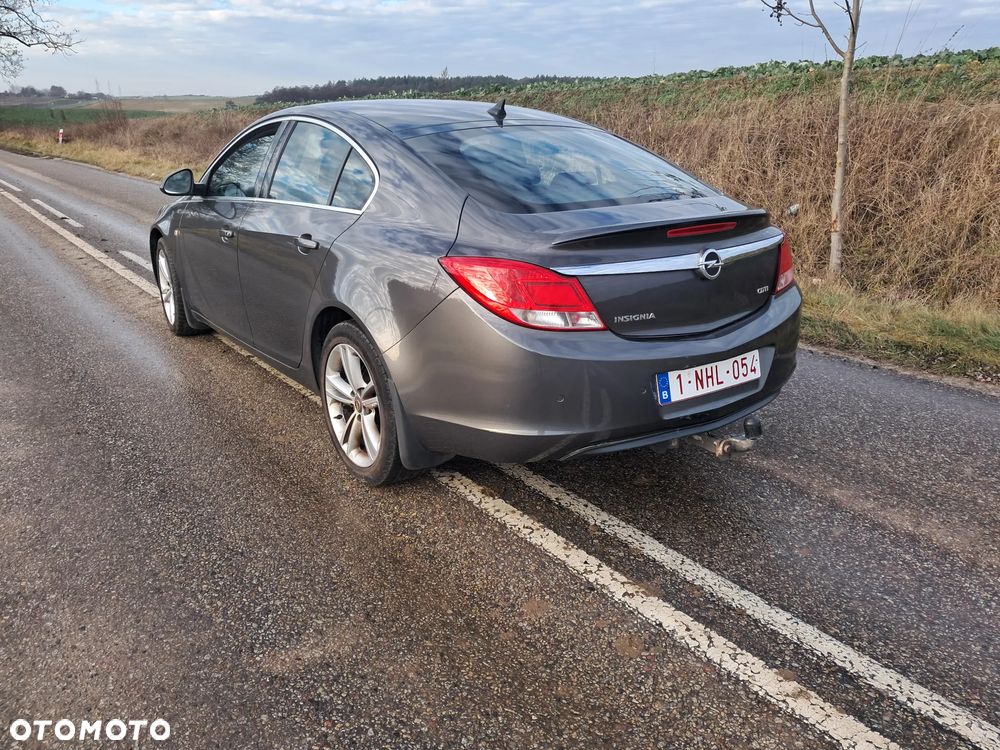 Opel Insignia 2.0 CDTI Design Edition - 4