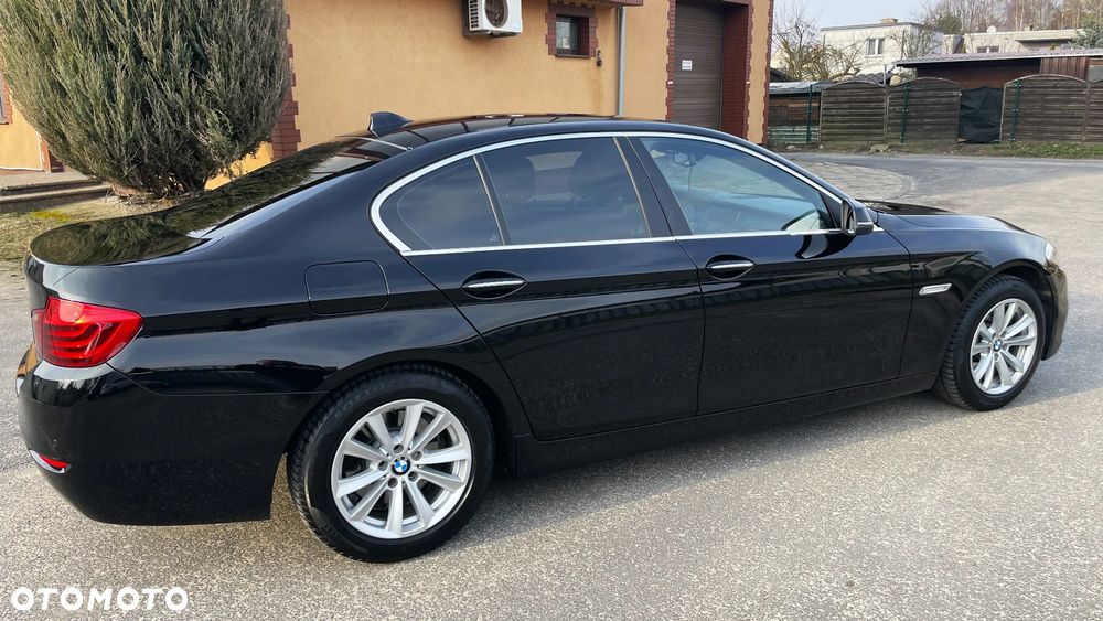 BMW Seria 5 518d Luxury Line - 10