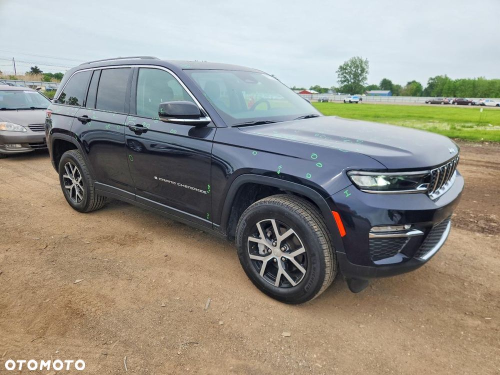Jeep Grand Cherokee - 4