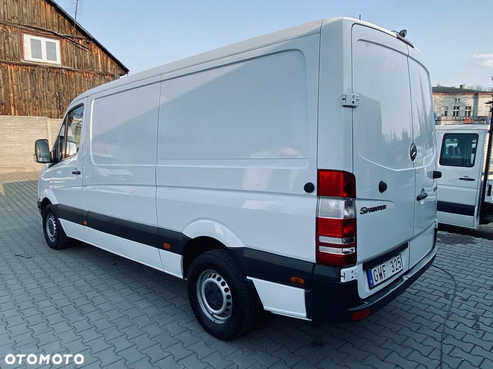 Mercedes-Benz SPRINTER - 7