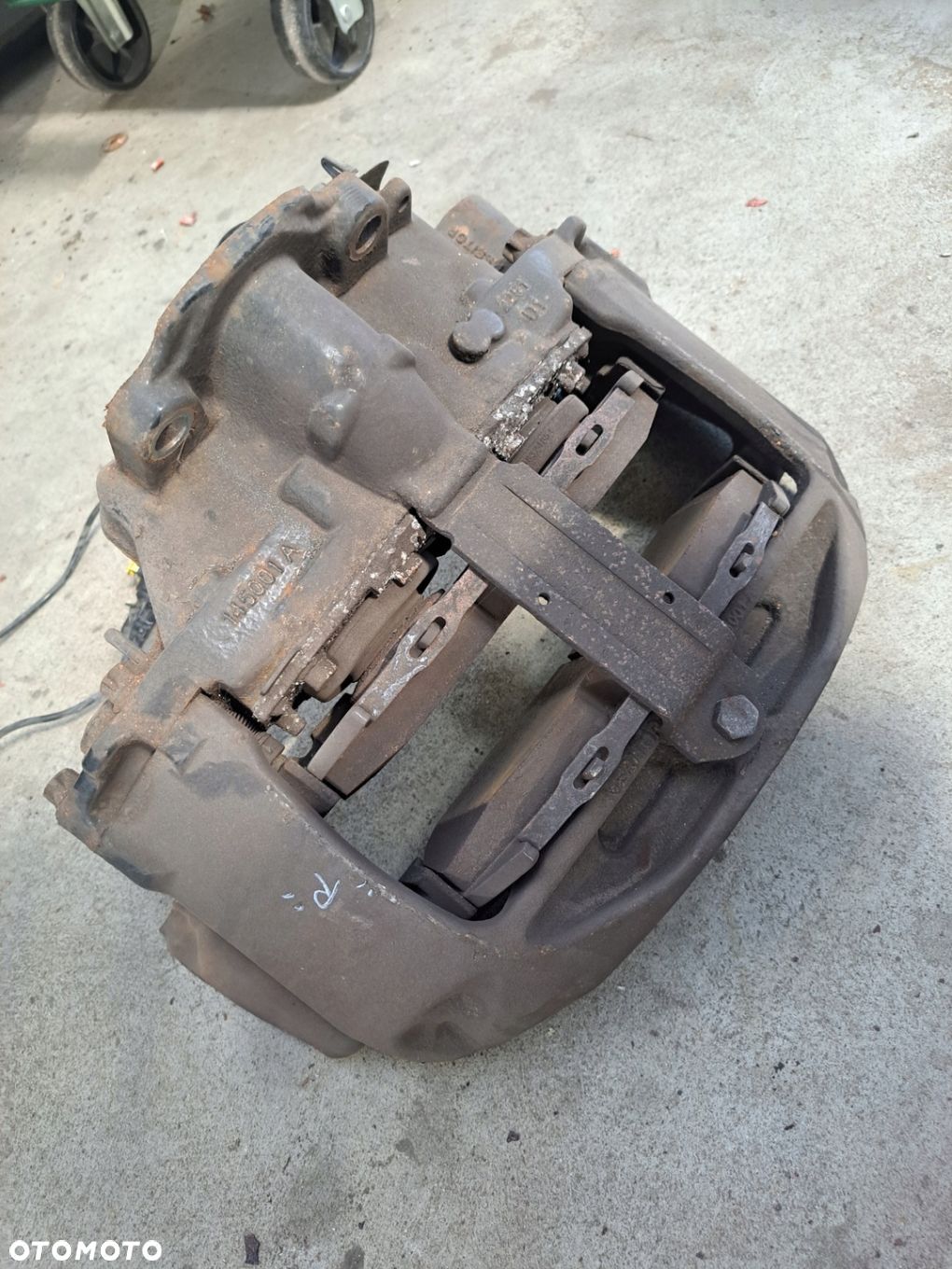 ZACISK HAMULCOWY MERITOR PRAWY LUB LEWY PRZÓD FORD F-MAX CARGO - 1