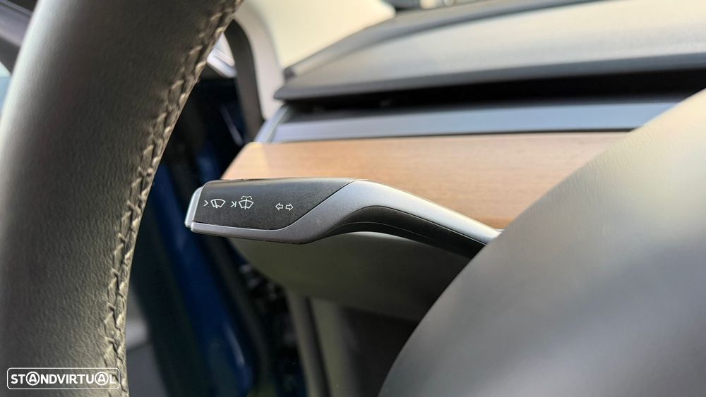 Tesla Model 3 Standard Range Plus RWD - 29