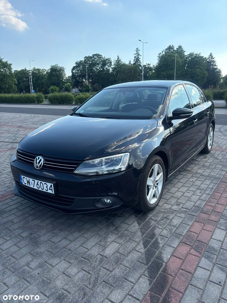 Volkswagen Jetta 1.4 TSI Comfortline - 2