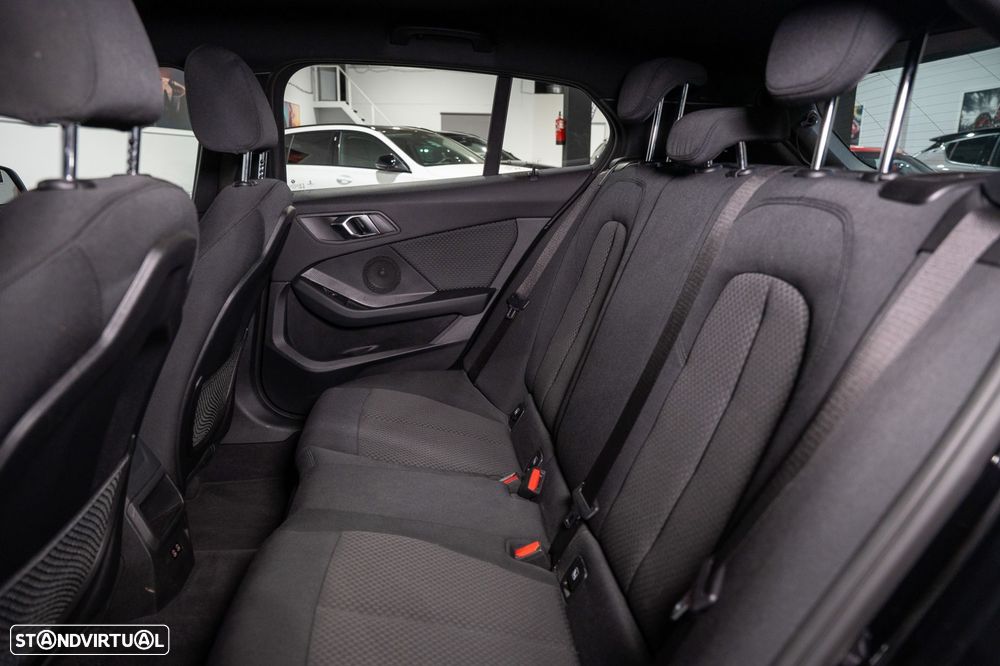 BMW 116 d Auto - 25
