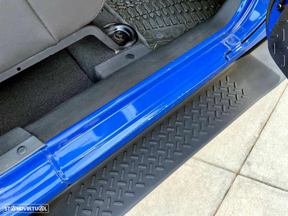 Jeep Wrangler 2.8 CRD ATX Sport - 34