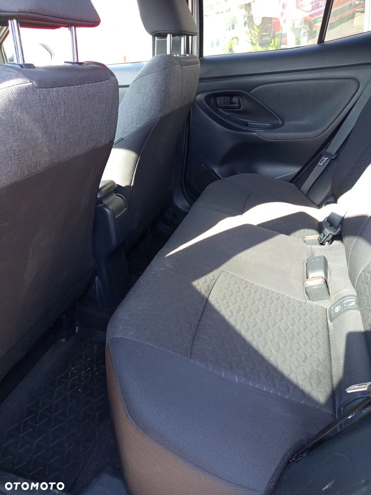 Toyota Yaris 1.5 Comfort - 11