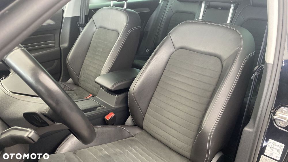 Volkswagen Passat - 17