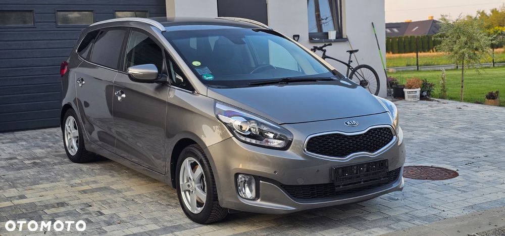 Kia Carens 1.7 CRDi L 7os - 3