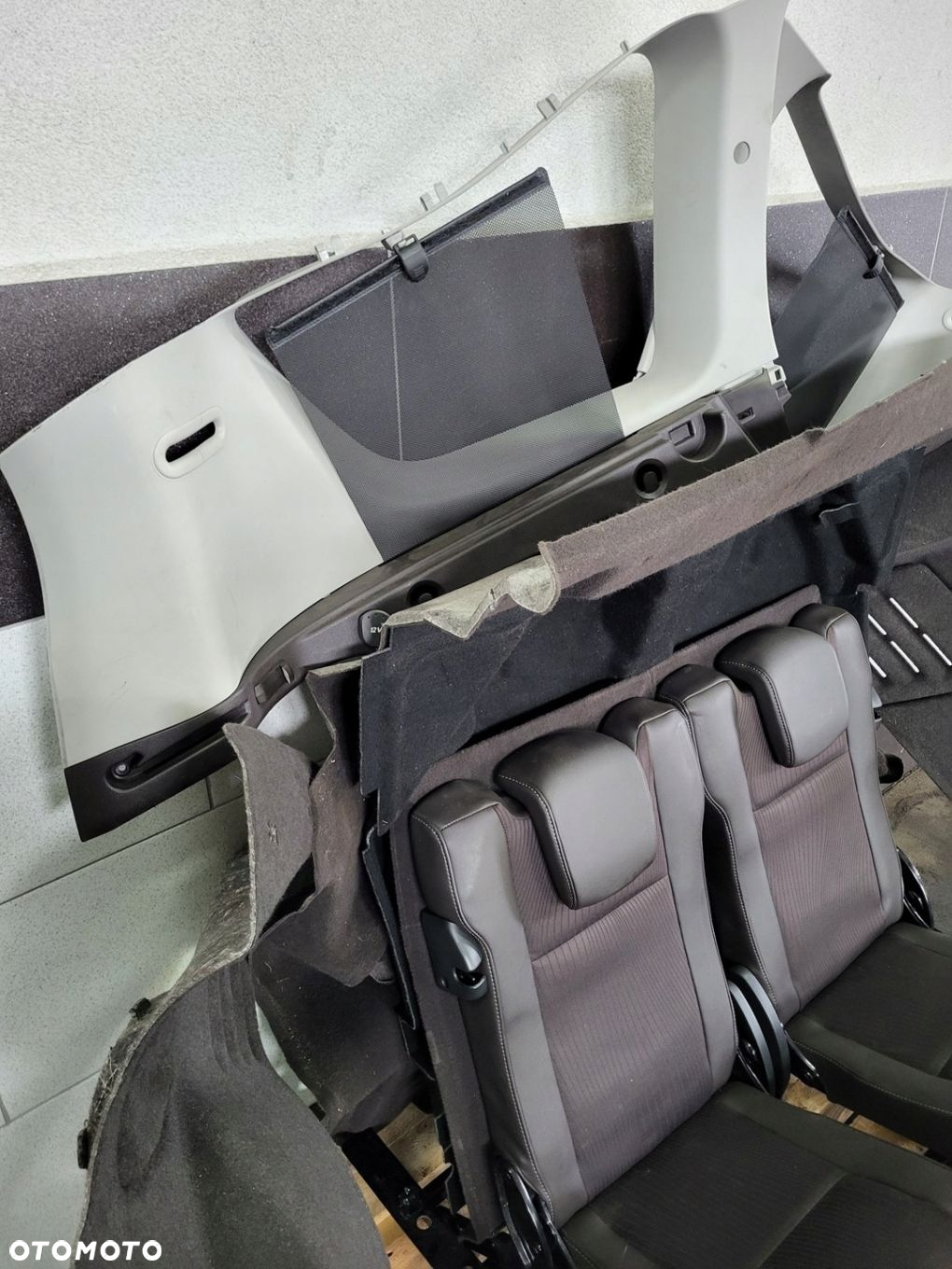 fotel fotele iii rzędu boczki tapicerka pasy komplet RENAULT SCENIC III GRA - 7