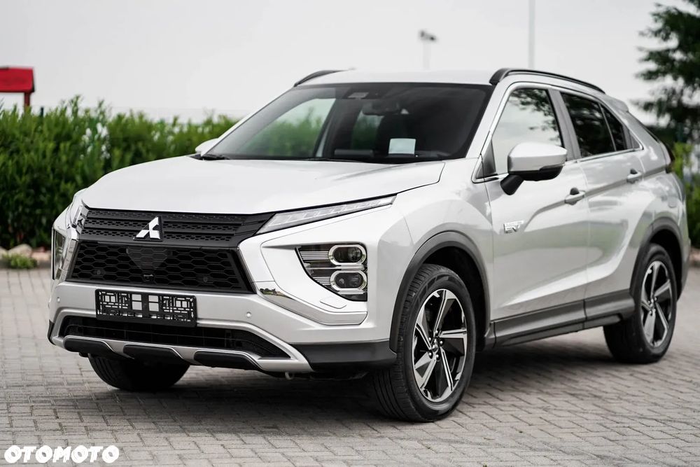 Mitsubishi Eclipse Cross Plug-In Hybrid 4WD Top - 5