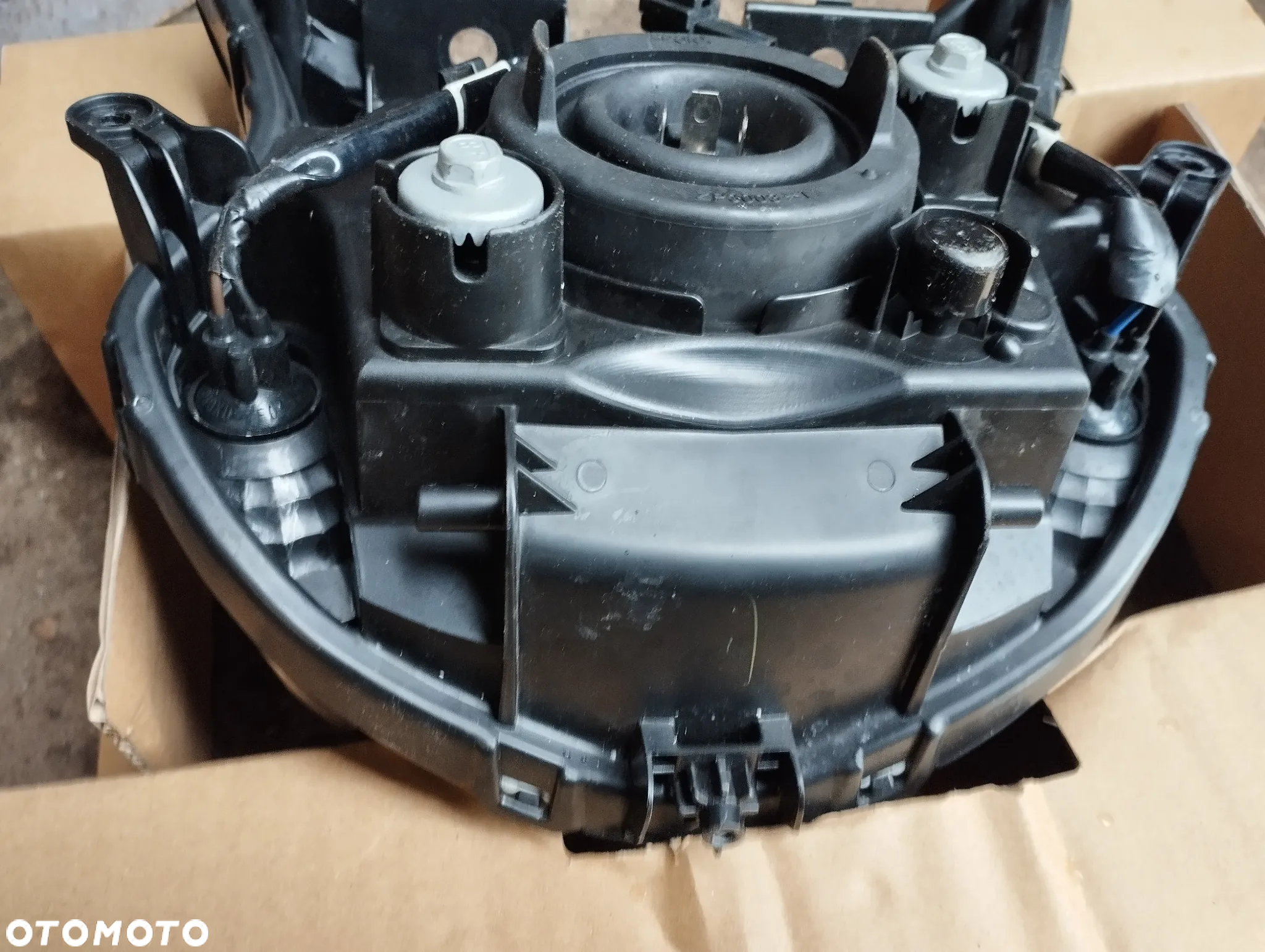 Suzuki GSX-S 750 (17-19) LAMPA REFLEKTOR - 5