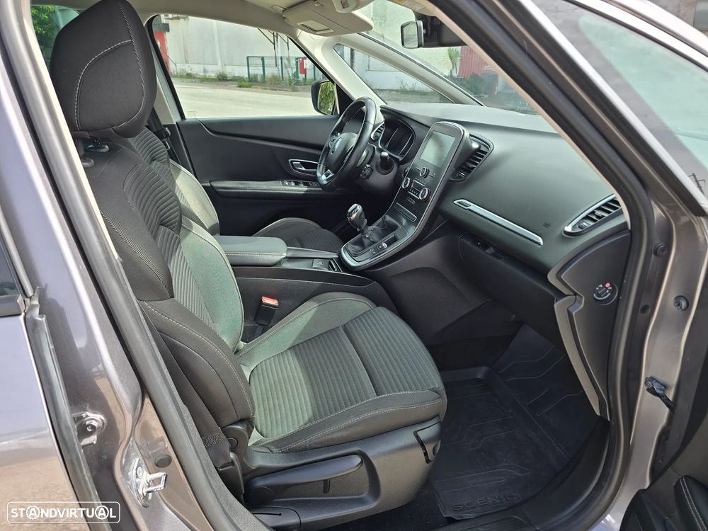 Renault Grand Scénic 1.5 dCi Expression SS - 9