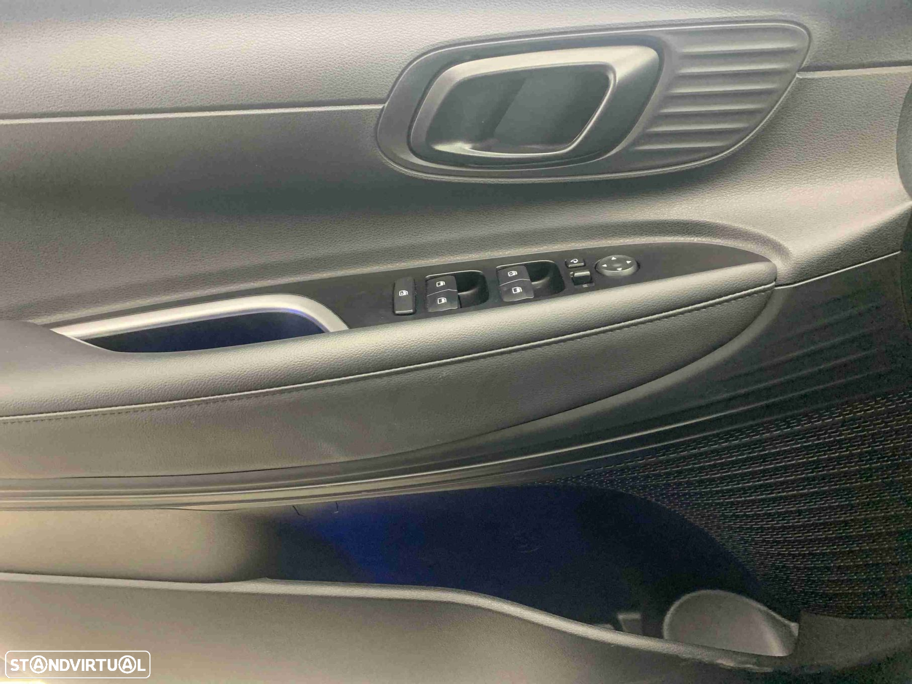 Hyundai Bayon 1.0 T-GDI Premium - 11