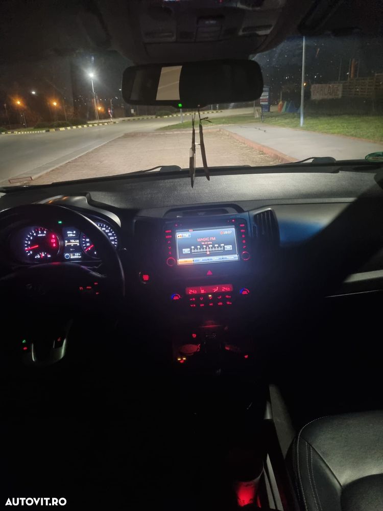 Kia Sportage 2.0 CRDI 184 4WD Spirit - 13