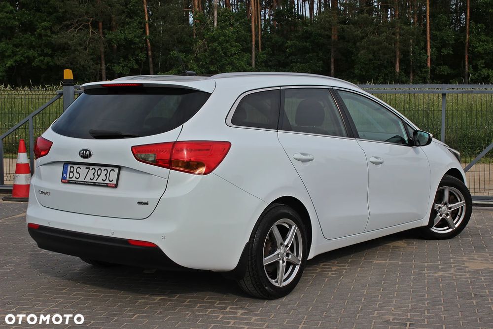 Kia Ceed 1.6 CRDi L Business Line - 20