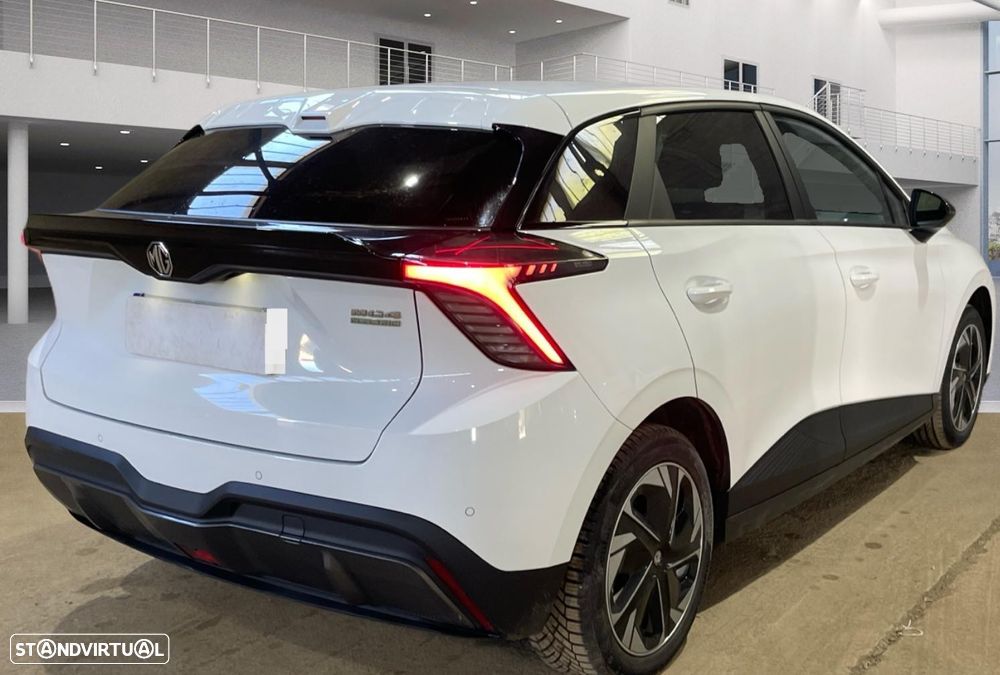 MG MG4 64 kWh Comfort - 2