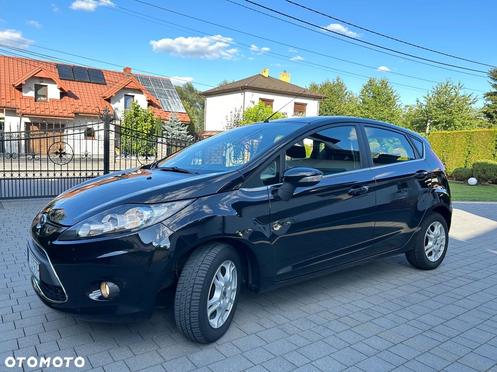 Ford Fiesta - 2