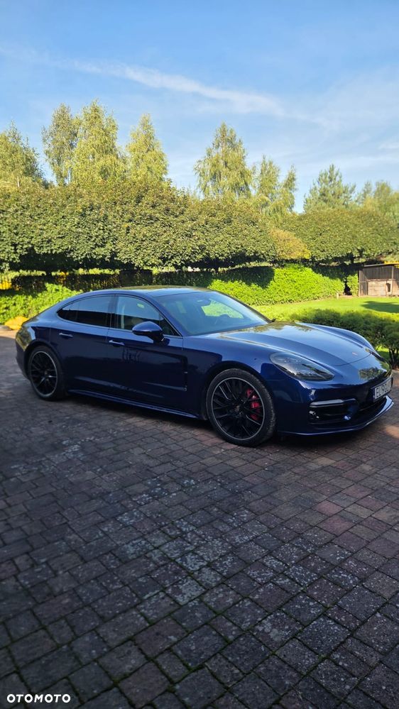 Porsche Panamera - 3