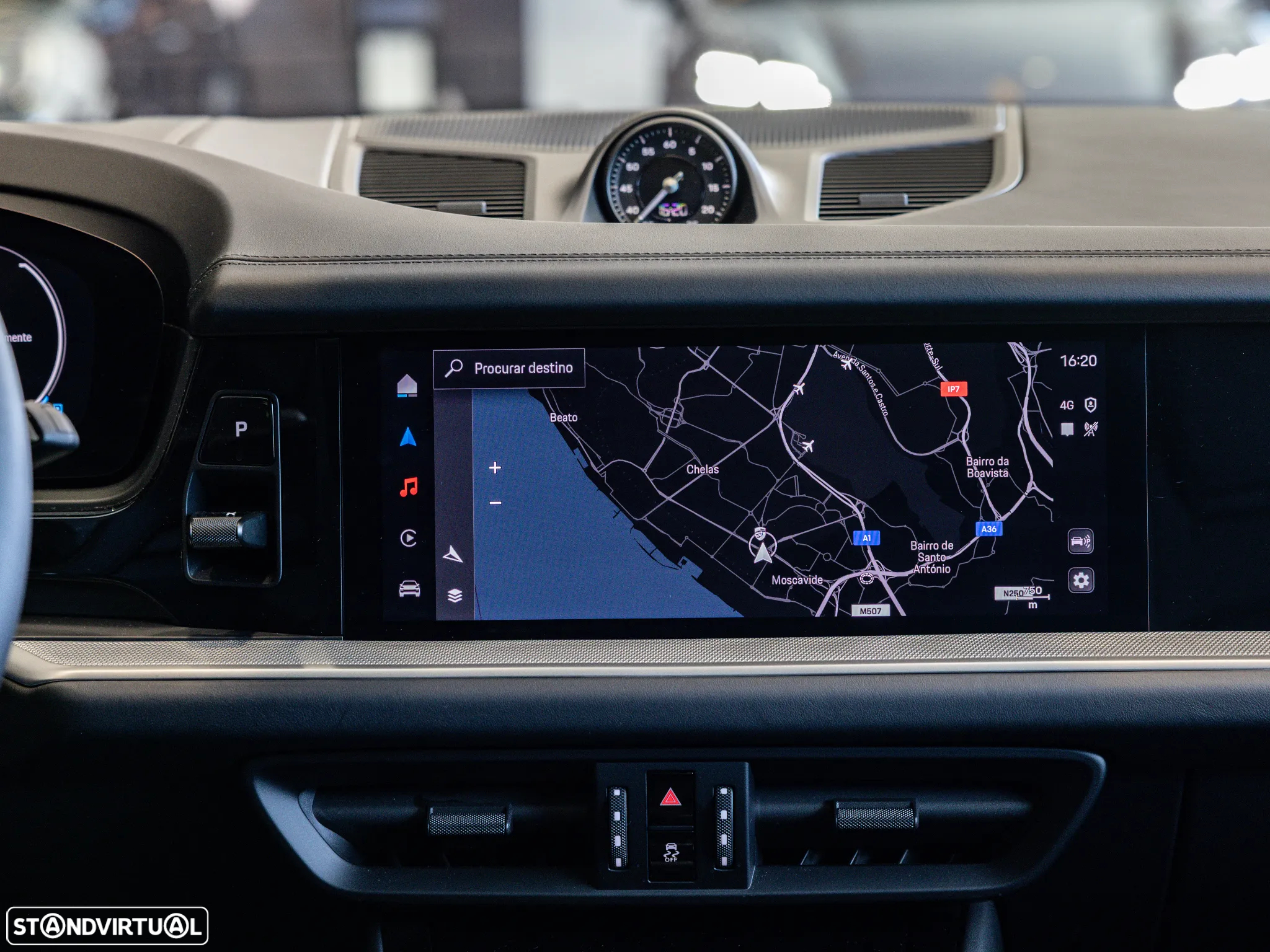 Porsche Cayenne Coupé E-Hybrid - 38
