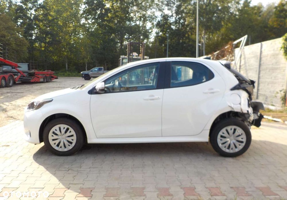 Toyota Yaris - 5