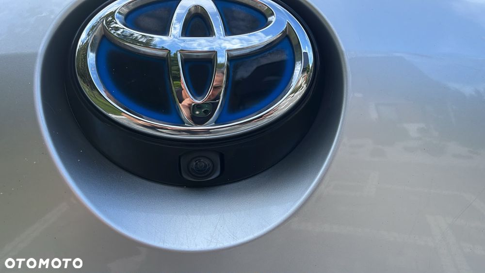 Toyota Corolla 1.8 Hybrid Team Deutschland - 16