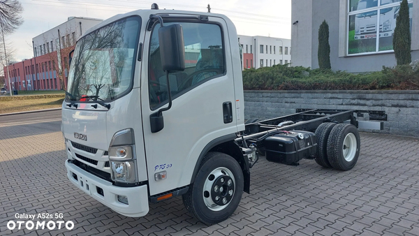 Isuzu P75