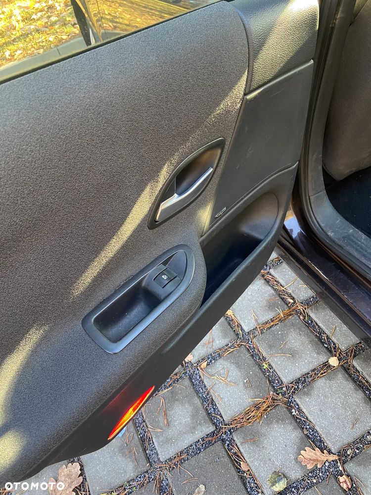 Renault Laguna ENERGY dCi 130 FAP Start & Stop Limited - 16