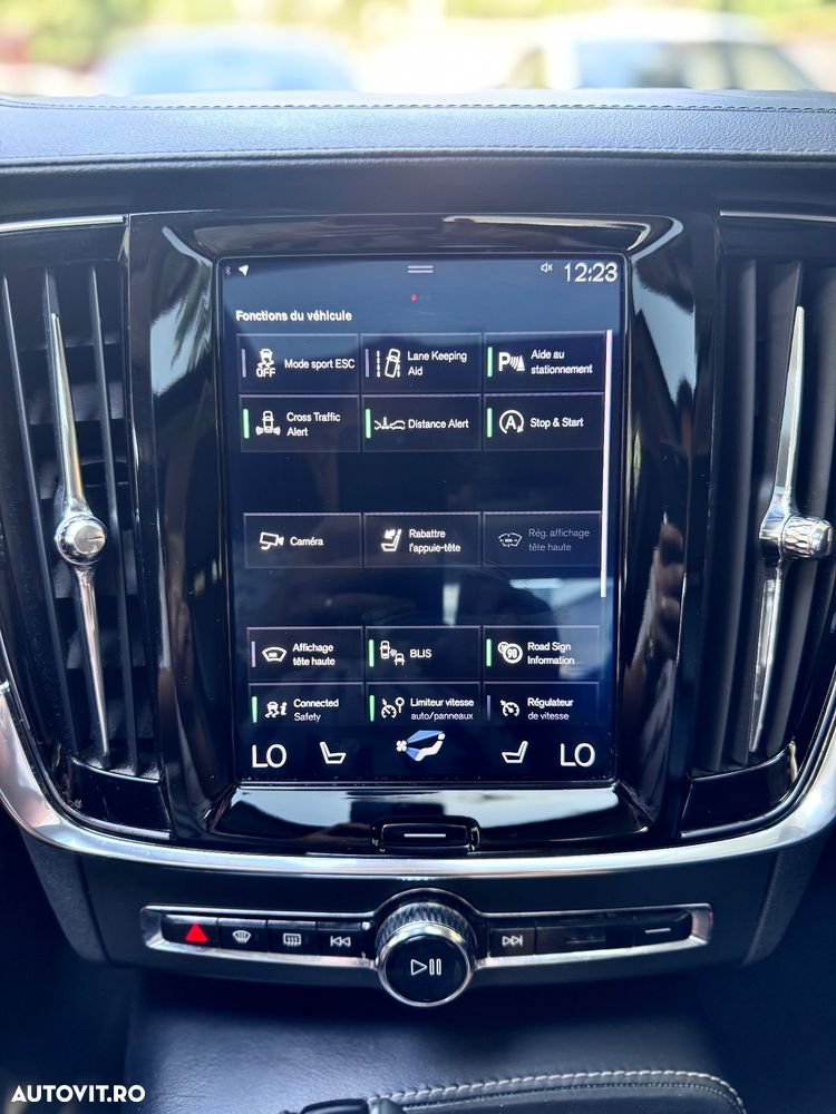 Volvo S90 D4 AWD Geartronic Inscription - 18