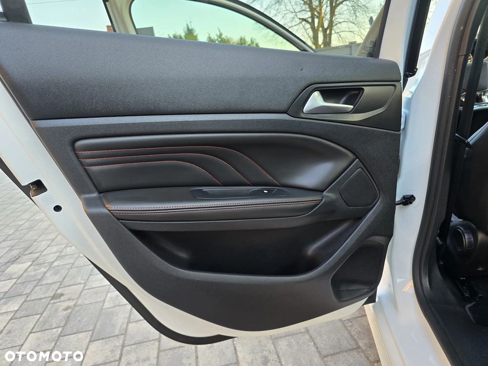 Peugeot 308 BlueHDi 180 EAT6 GT - 28