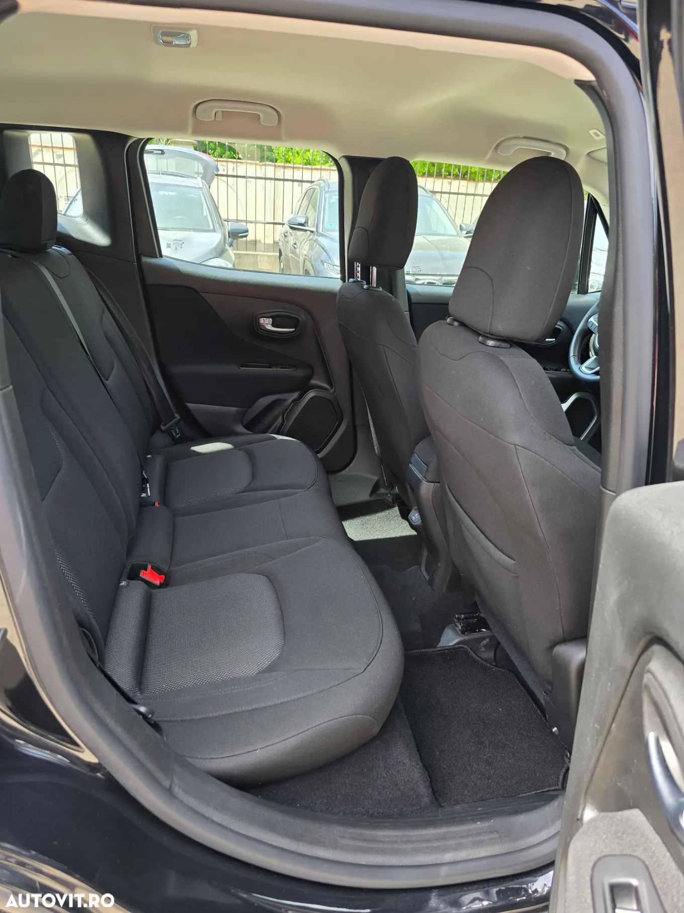Jeep Renegade 1.0 Turbo 4x2 M6 Longitude - 16