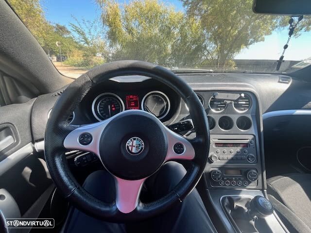 Alfa Romeo Brera 2.4 JTDM - 14