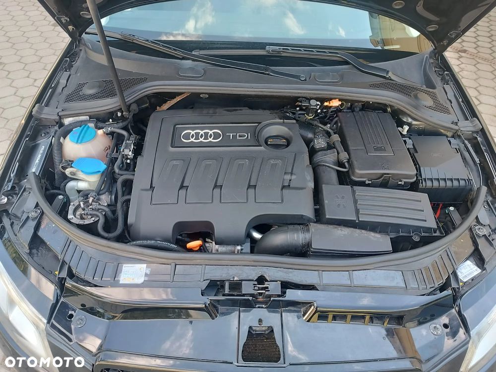 Audi A3 Sportback 1.6 TDI DPF Attraction - 17