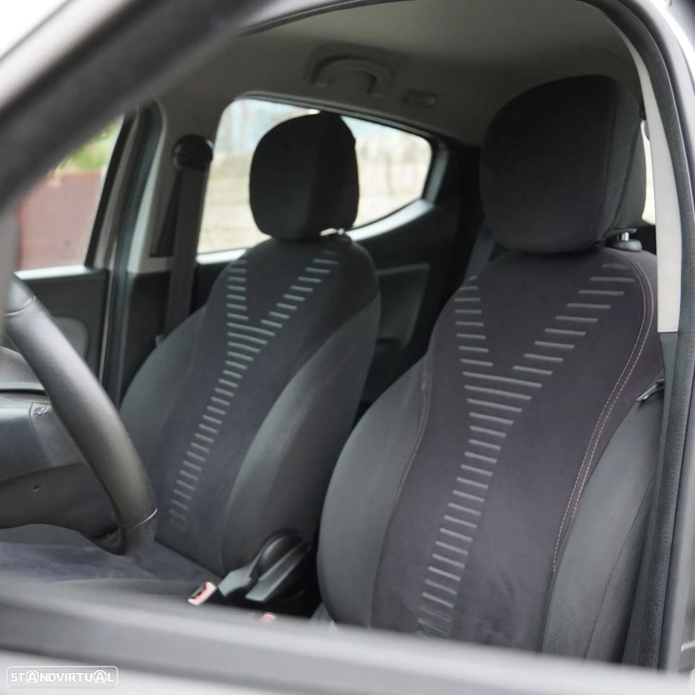 Lancia Ypsilon 1.2 Oro S&S - 8