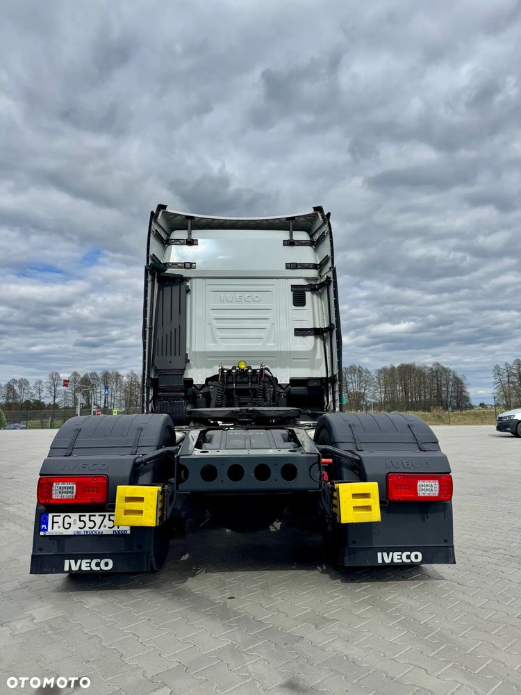 Iveco S-Way - 18