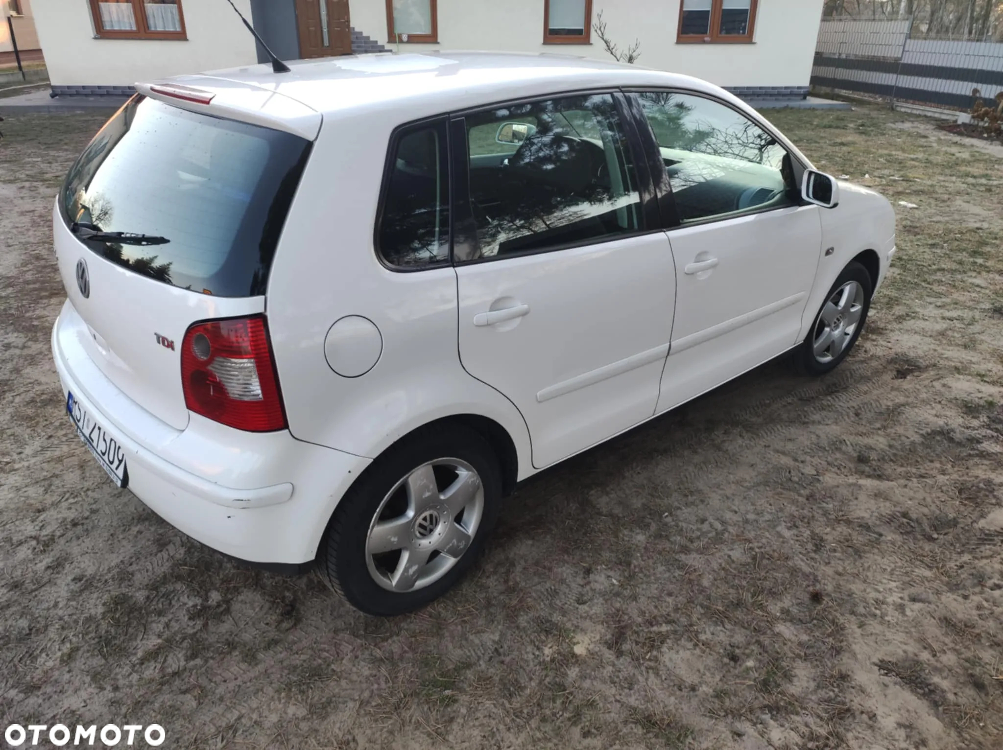 Volkswagen Polo 1.9 TDI Basis - 2