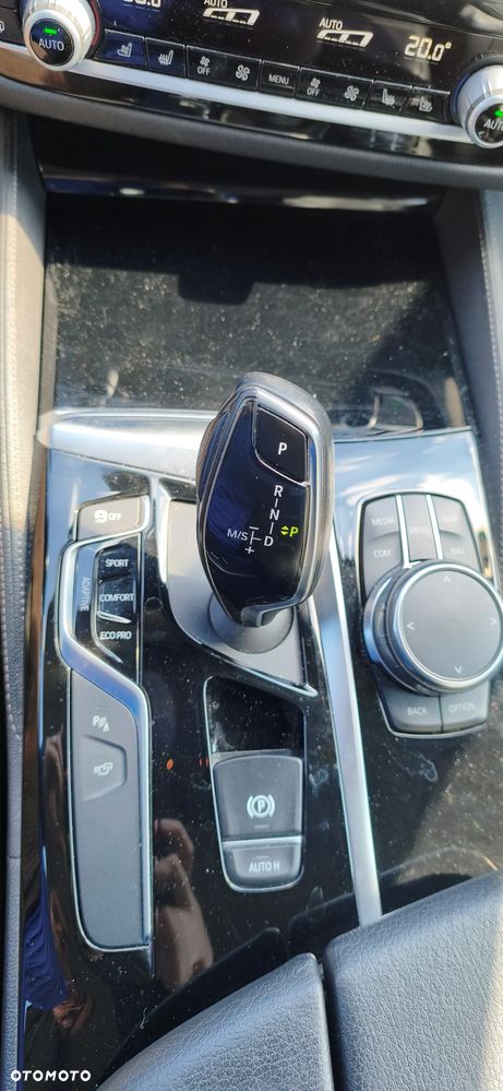 BMW Seria 5 520d Efficient Dynamics Luxury Line - 12