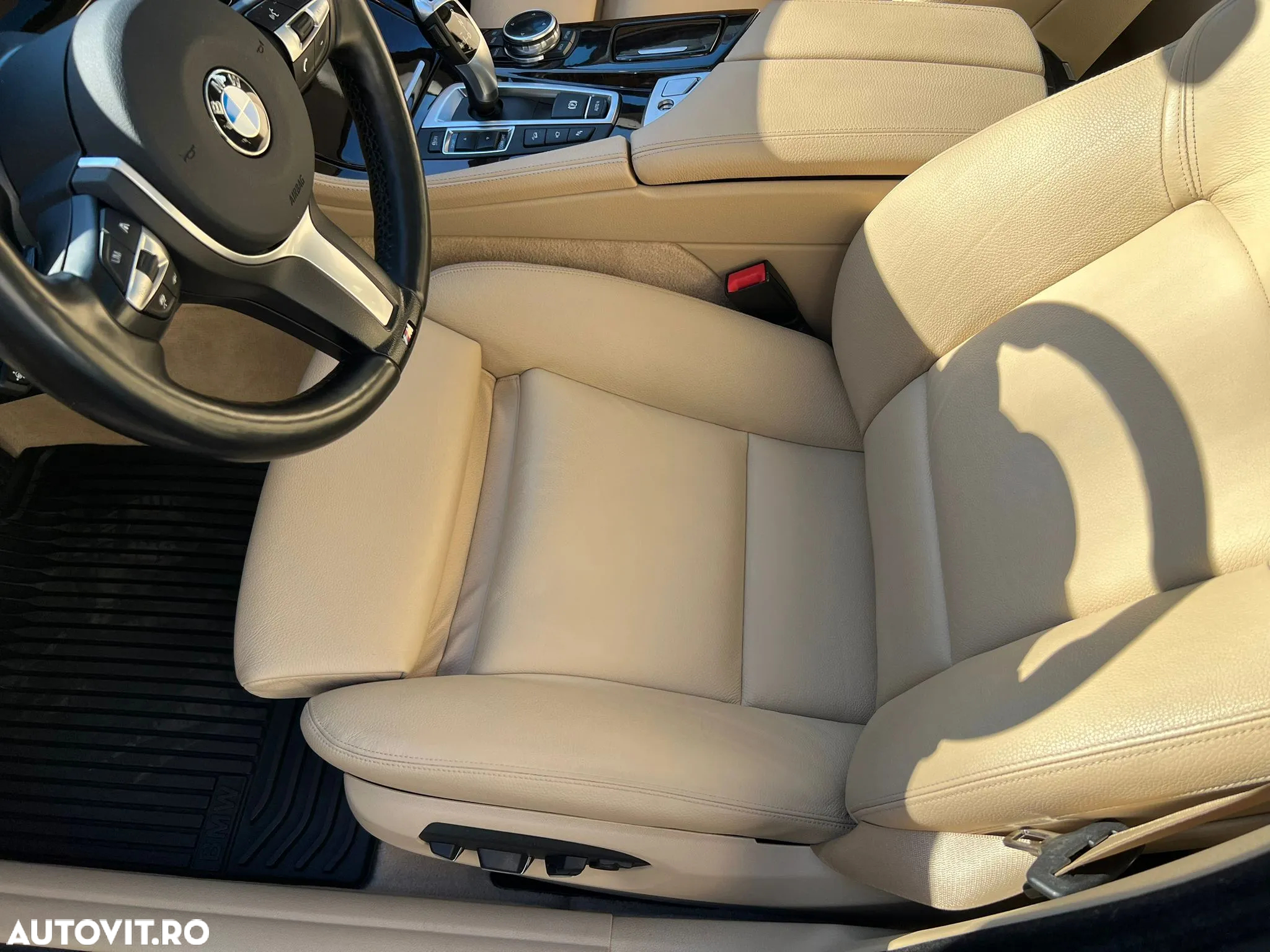 BMW Seria 5 535d xDrive AT - 12