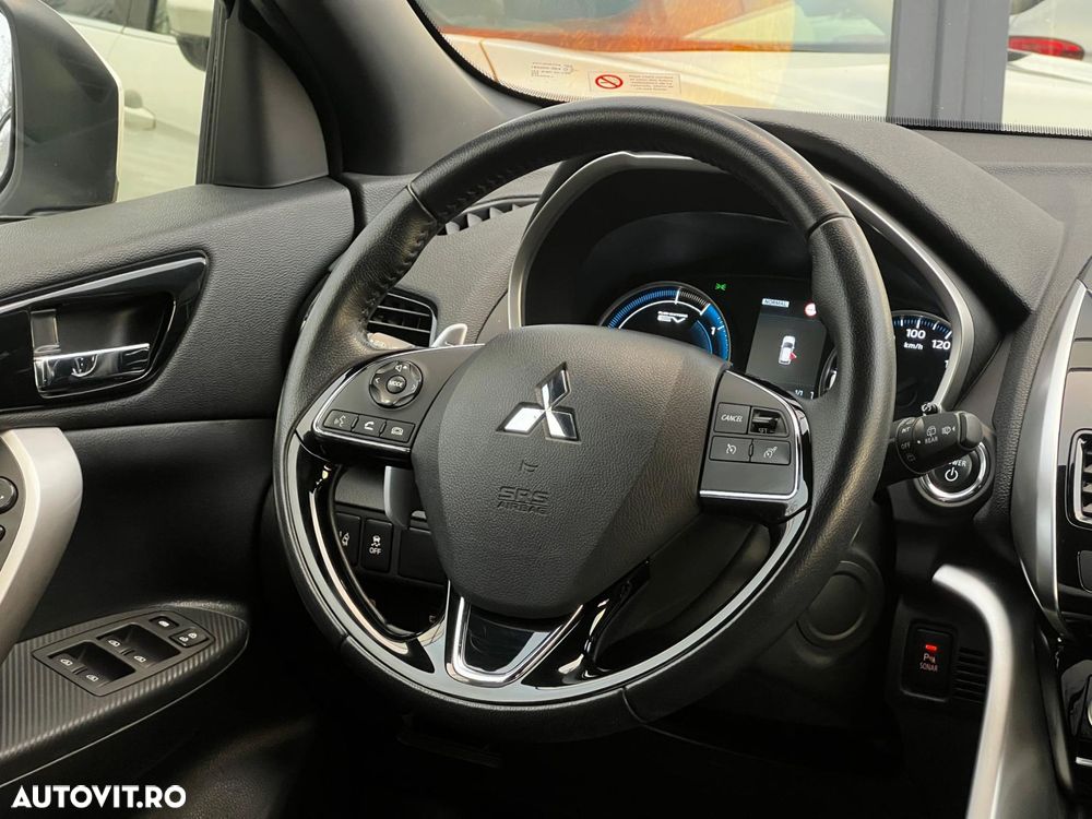 Mitsubishi Eclipse-Cross - 11