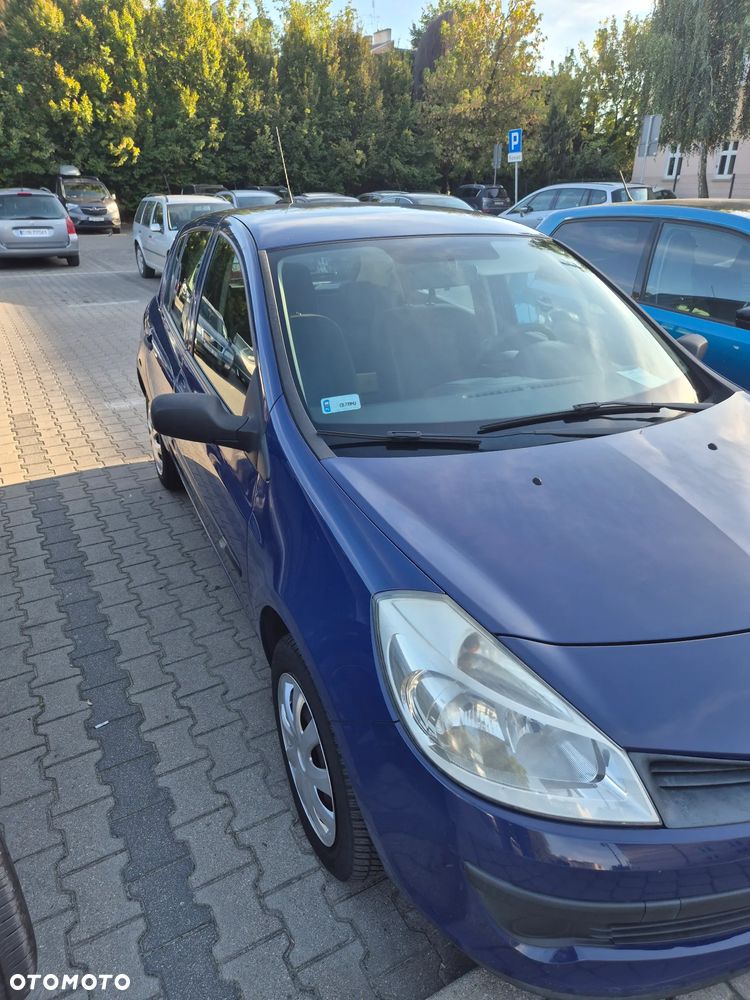 Renault Clio 1.2 16V Authentique - 2