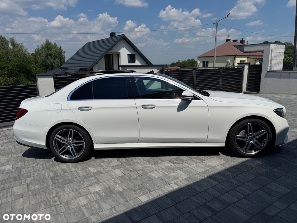 Mercedes-Benz Klasa E 200 4-Matic 9G-TRONIC - 11