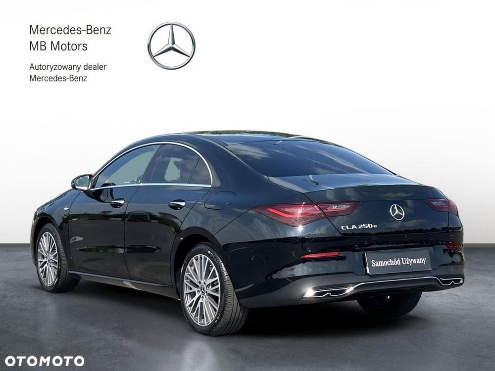 Mercedes-Benz CLA 250 e PHEV Progressive 8G-DCT - 4
