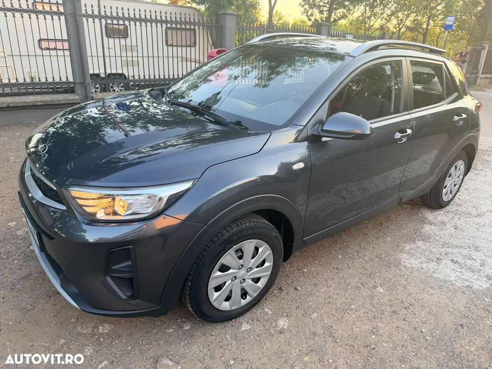 Kia Stonic 1.2 GSL Urban - 1