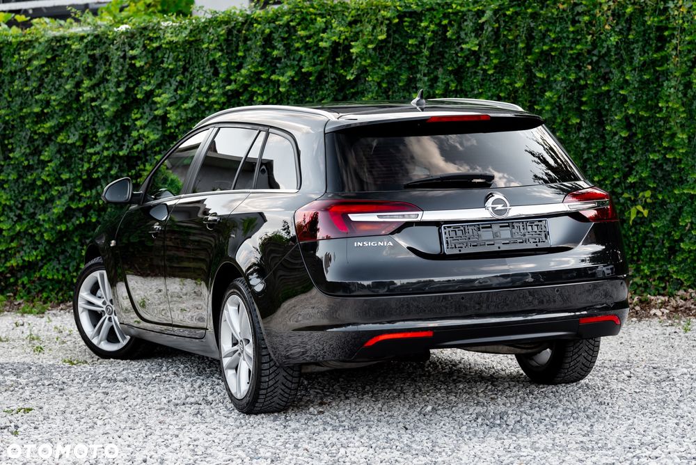 Opel Insignia 1.4 T Cosmo S&S - 9